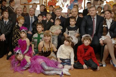 В Украине идет борьба между интернатной системой и счастьем ребенка